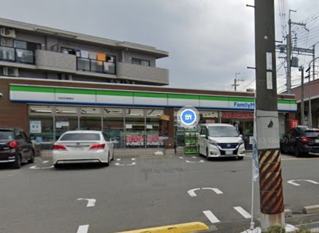 コンビニ　ファミリーマート　池田荘園東（コンビニ）まで629m