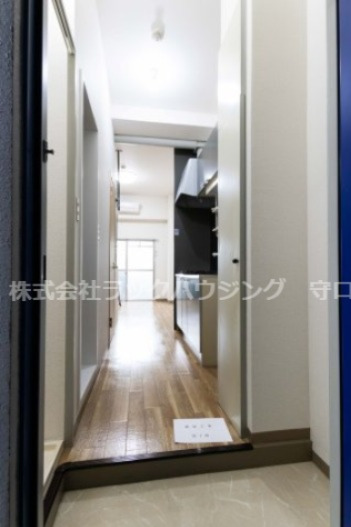 玄関　【お部屋さがしはラックハウジングにお問合せ下さいませ♪】 現