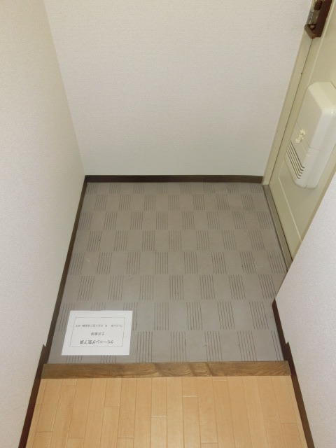 玄関　バリアフリーの玄関です。