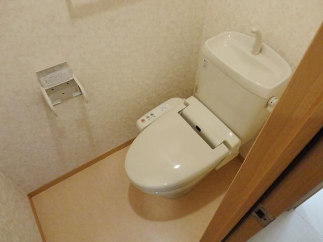 トイレ　★ウォシュレット★