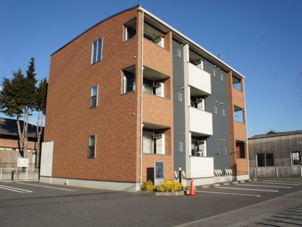 建物外観　オシャレな外観が特徴です♪