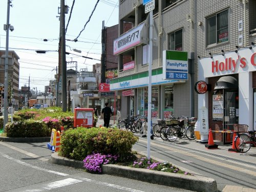 コンビニ　ファミリーマート 豊津駅前店（コンビニ）まで474m