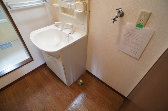 その他　室内洗濯機置き場です