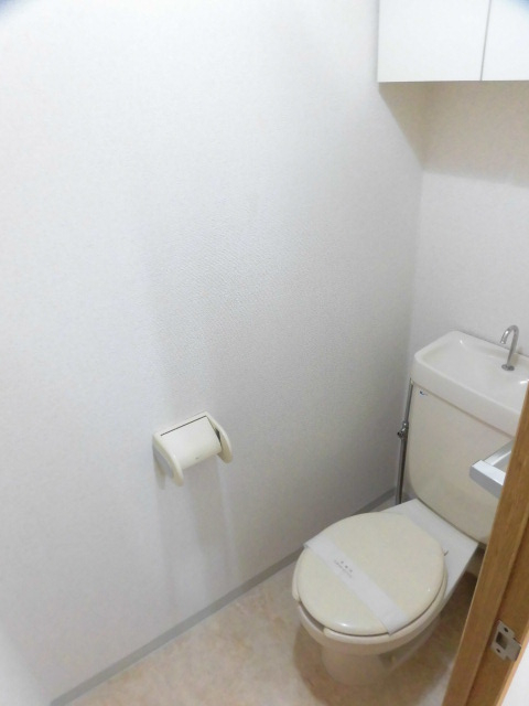トイレ　※別室参考写真