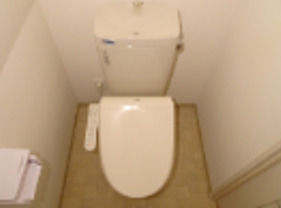トイレ　別部屋の画像を使用しております。