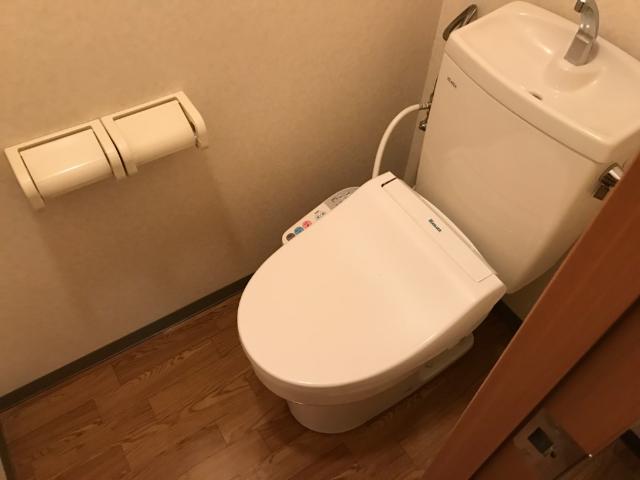 トイレ　シャワー付トイレ