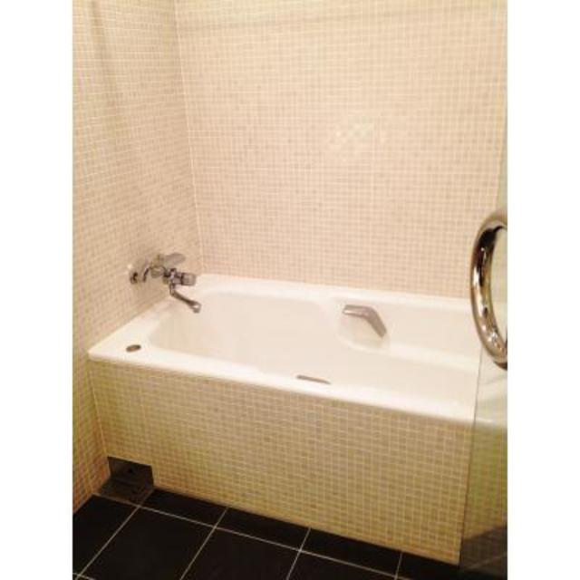 バス・シャワールーム　※写真は同タイプ住戸です。