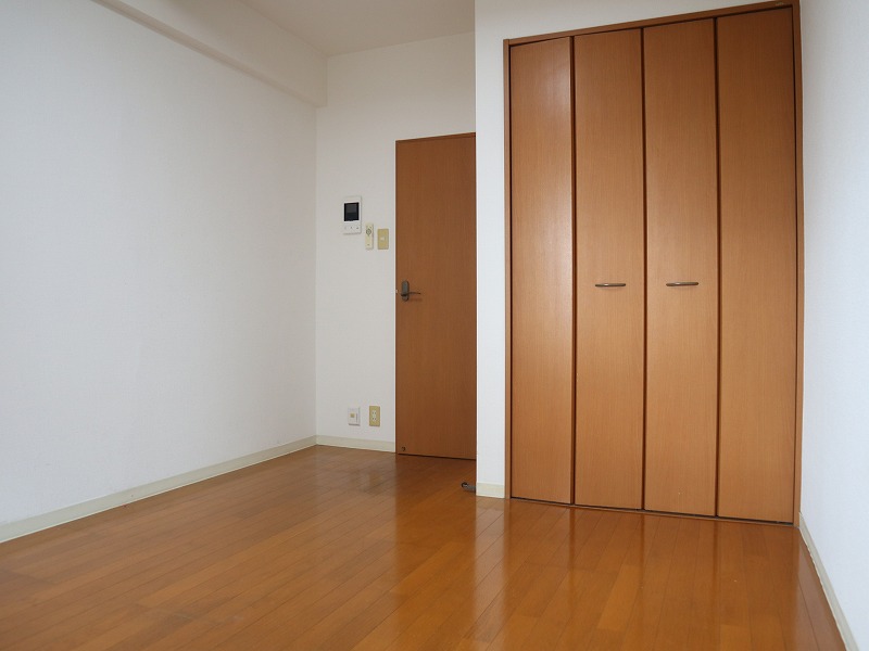 その他　きれいな洋室です