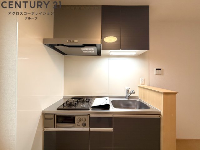 キッチン　2口ガスコンロ付で機能的なキッチンです！
