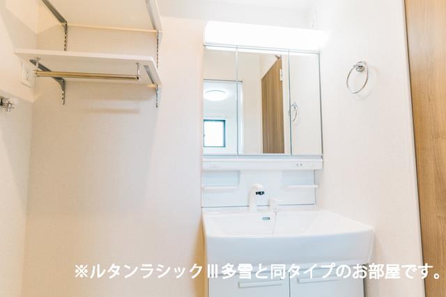 洗面設備　※同タイプ