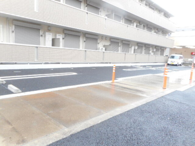 駐車場　駐車場（要空き確認）