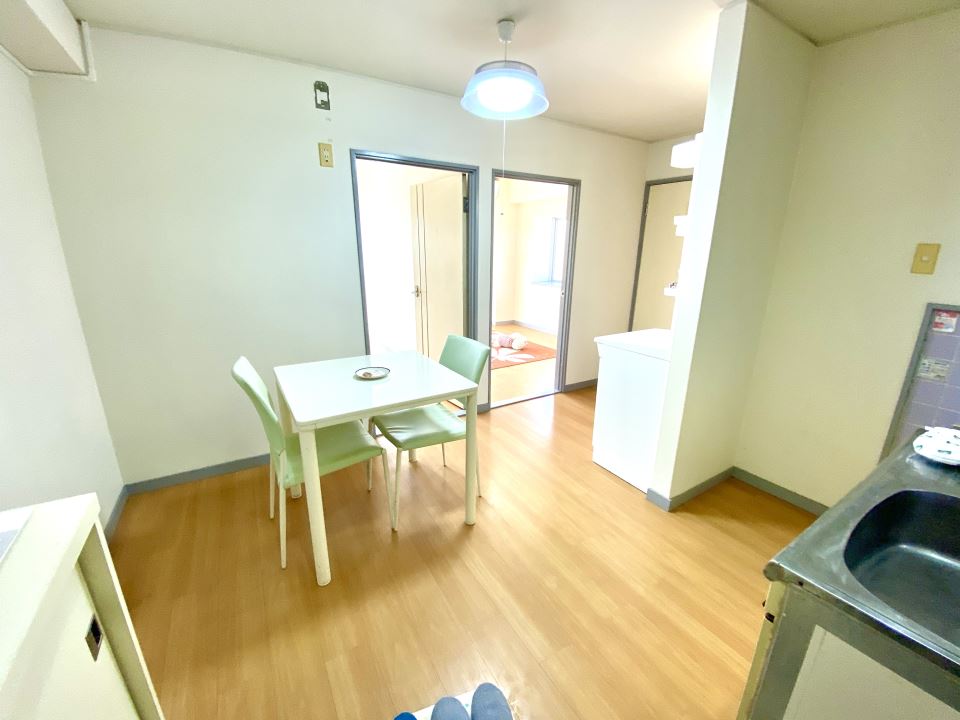 その他　２Ｋでも２人掛けダイニングを置ける広さ