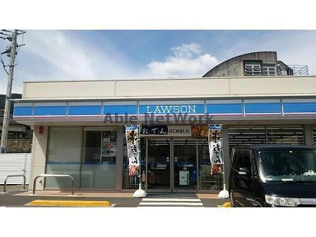 コンビニ　ローソン佐世保黒髪店（コンビニ）まで1895m