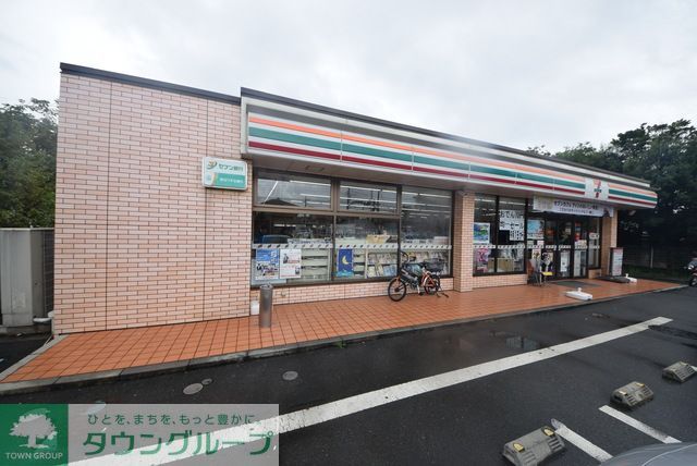 コンビニ　セブンイレブン大宮春岡店（コンビニ）まで530m