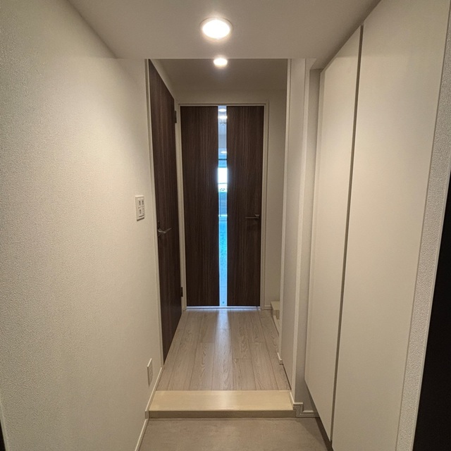玄関　※写真は同タイプ住戸です。