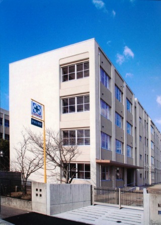 小学校　高松市立中央小学校（小学校）まで476m