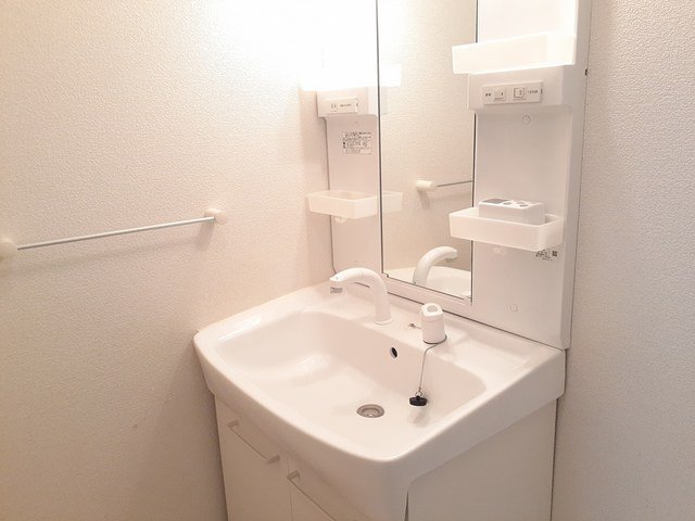 洗面設備　忙しい朝には欠かせない洗面所です