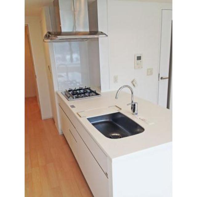 キッチン　※写真は同タイプ住戸です。