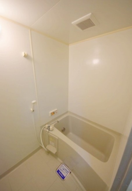 バス・シャワールーム　※同建物別部屋参照写真