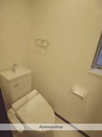 トイレ　※掲載写真は別室参考写真です。