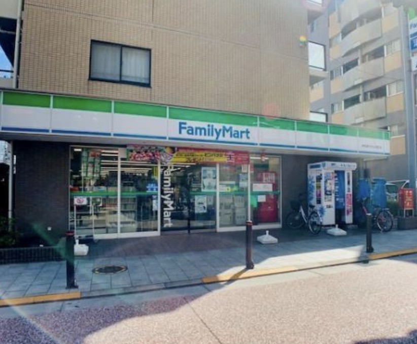 コンビニ　ファミリーマート新馬場サクセス通り店（コンビニ）まで2m