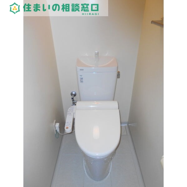 トイレ　同型