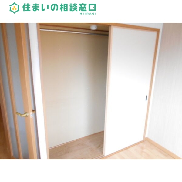 収納　同型