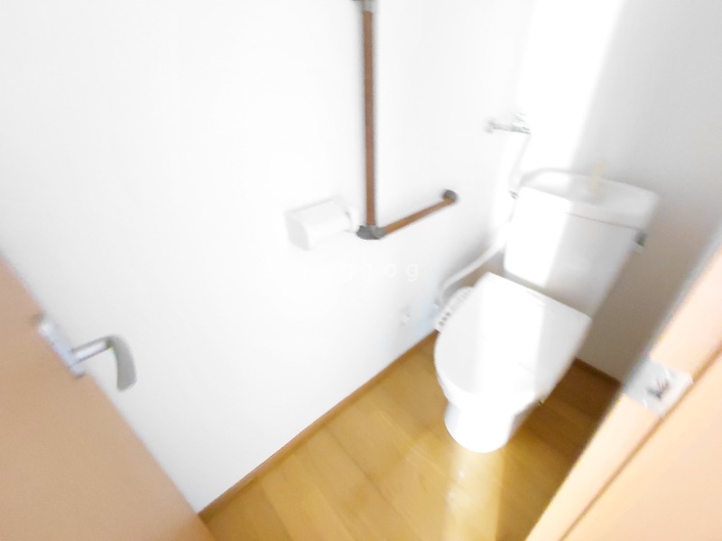 トイレ　お掃除しやすいトイレです