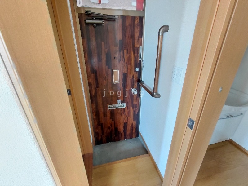 玄関　ゆったりとした玄関です。