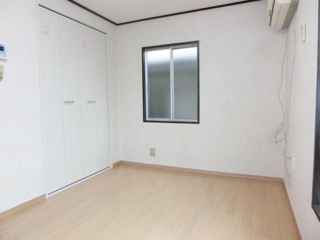 居室・リビング　全室角部屋2面採光のお部屋です