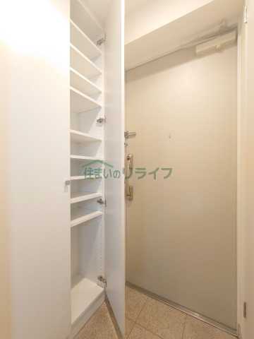玄関　別部屋のお写真です