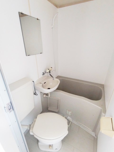 ロワレール横浜西壱番館の風呂写真
