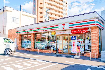 コンビニ　セブンイレブン札幌澄川5条店（コンビニ）まで199m