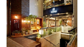 飲食店　上島珈琲店 青山店（飲食店）まで535m