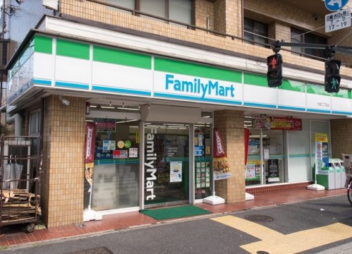 コンビニ　ファミリーマート 大島二丁目店（コンビニ）まで383m