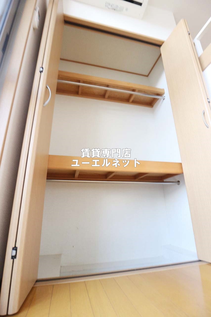 収納　クローゼット付きでお部屋もスッキリ♪