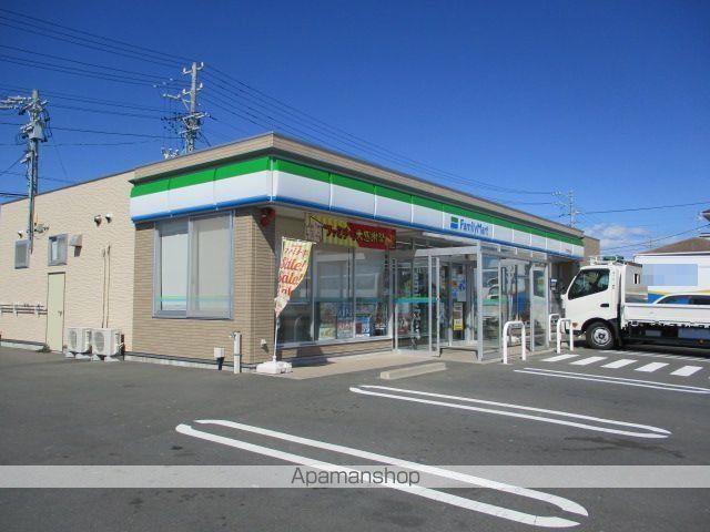 コンビニ　ファミリーマート住吉西店（コンビニ）まで350m