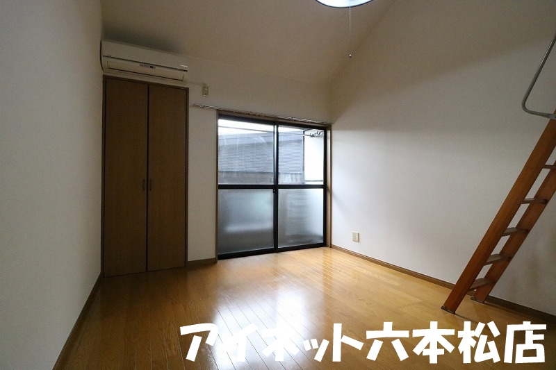 居室・リビング　広々7帖越えのお部屋です