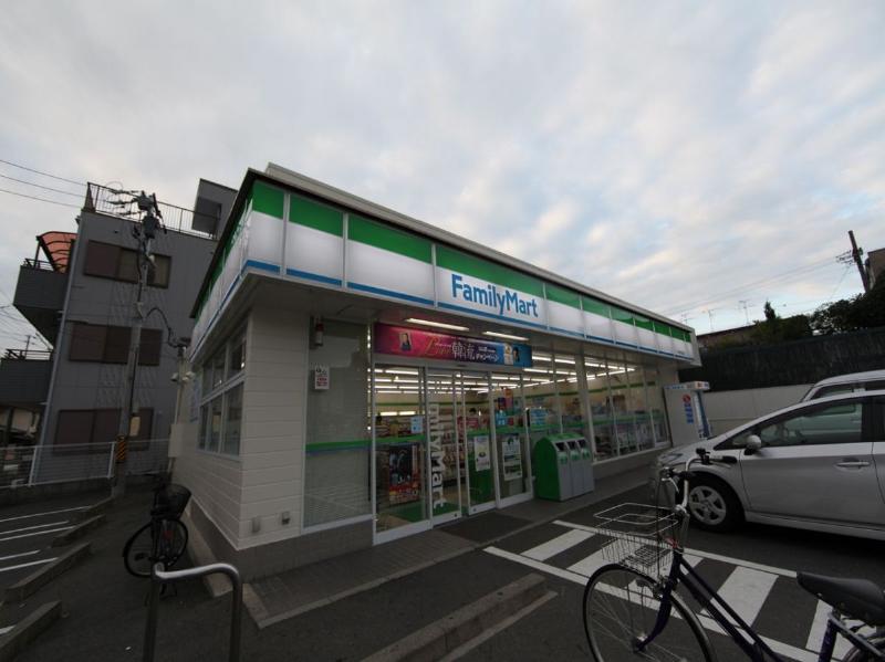 コンビニ　ファミリーマート 中村森田町店（コンビニ）まで54m