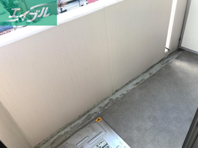 バルコニー　ベランダ