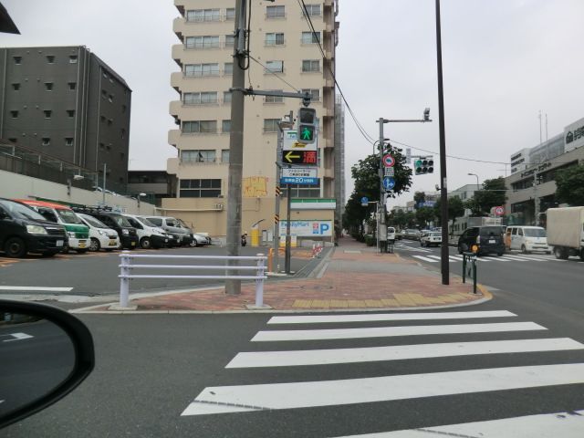 コンビニ　ファミリーマート上池台夫婦坂店（コンビニ）まで348m