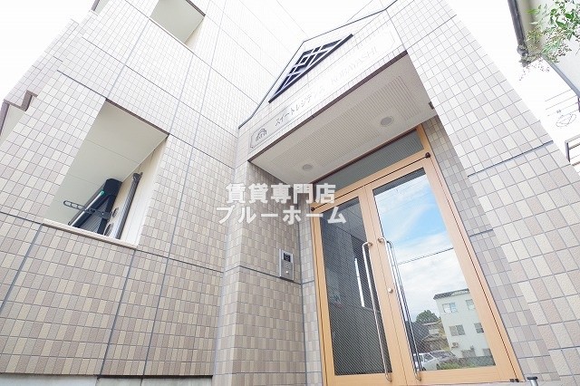 建物外観　オシャレな外観ですね！