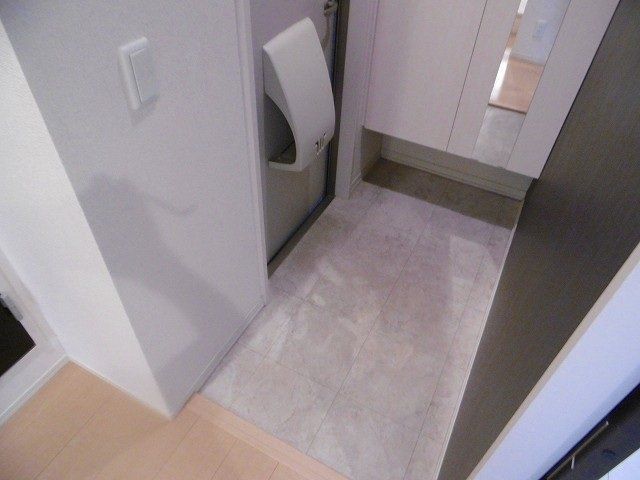玄関　玄関です。