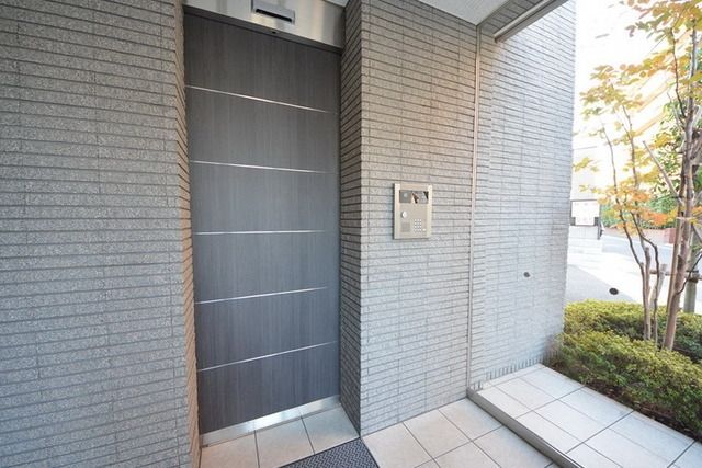 エントランス　★オートロック対応★