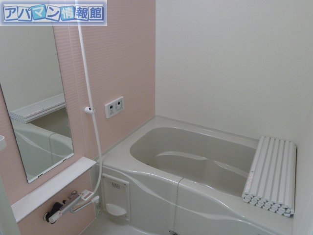 フォーエバー クローバー イリデッセントの風呂写真