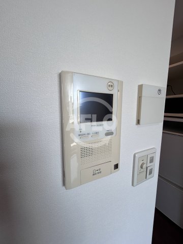 セキュリティ　アパートメンツ江坂モニター付きインターホン