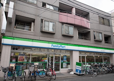 コンビニ　ファミリーマート 大田池上仲通り店（コンビニ）まで59m