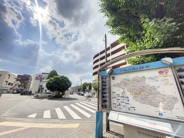 その他　バスロータリー（その他）まで600m
