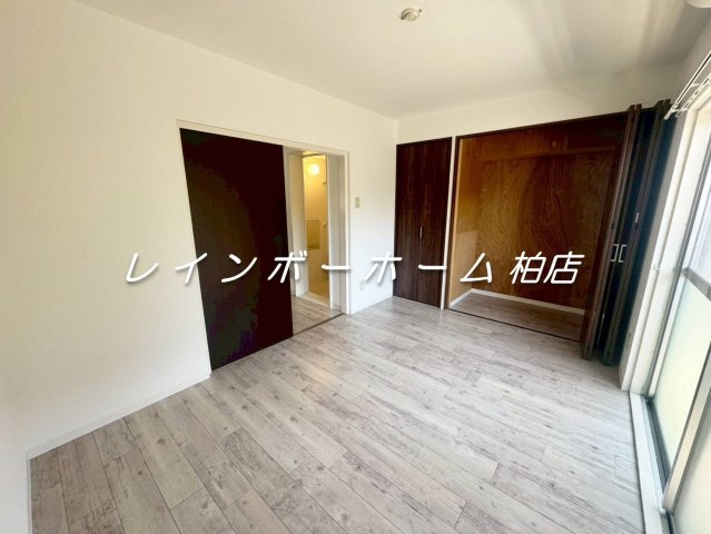 収納　※別部屋参考写真。