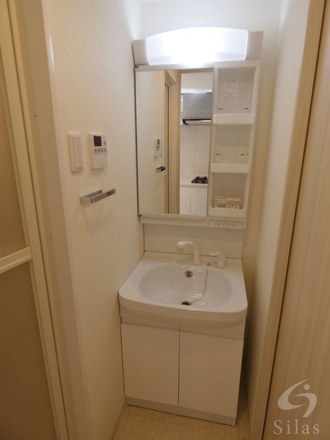 洗面設備　同仕様
